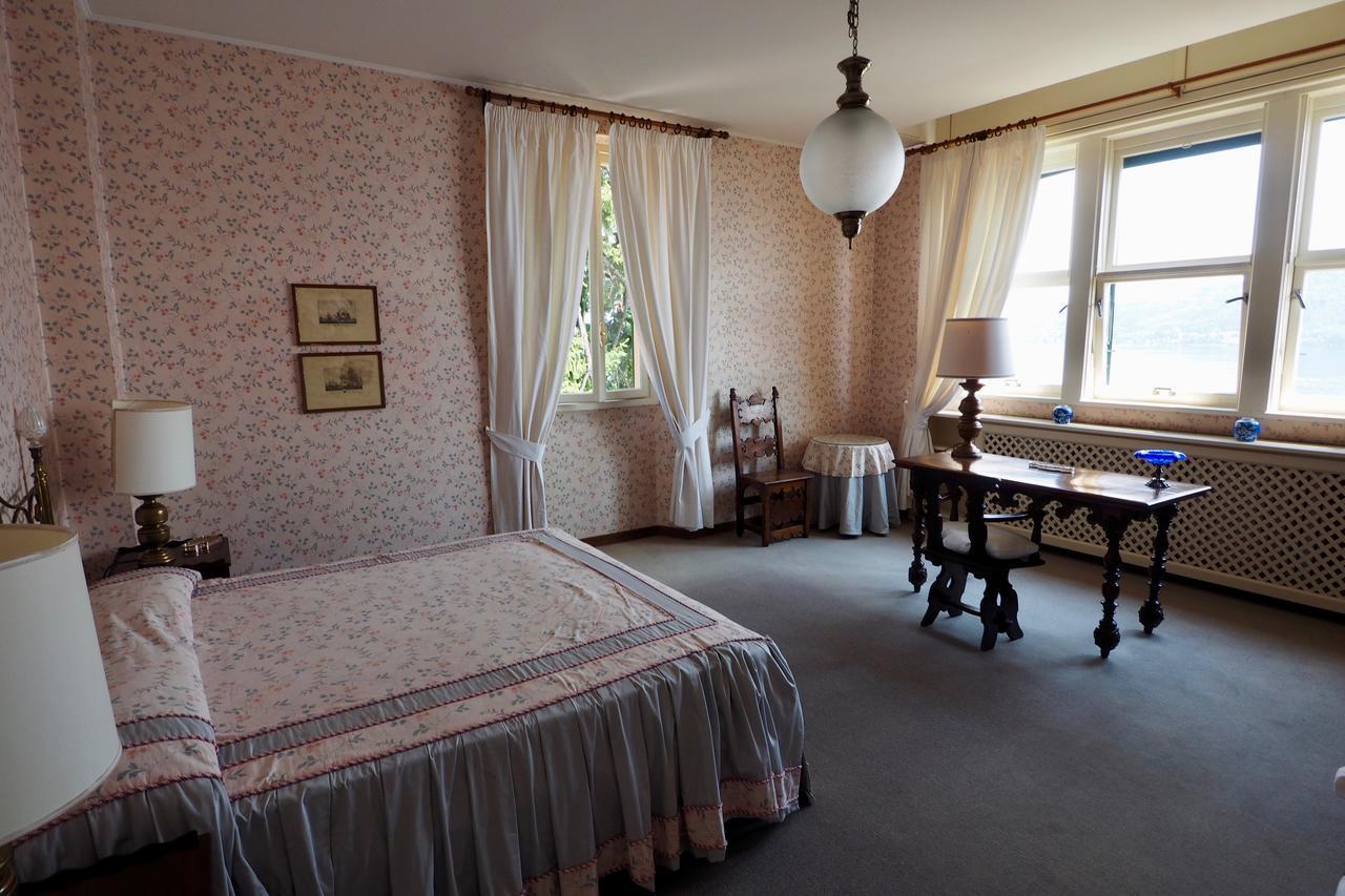 Casa Mondadori Bed & Breakfast Meina Dış mekan fotoğraf