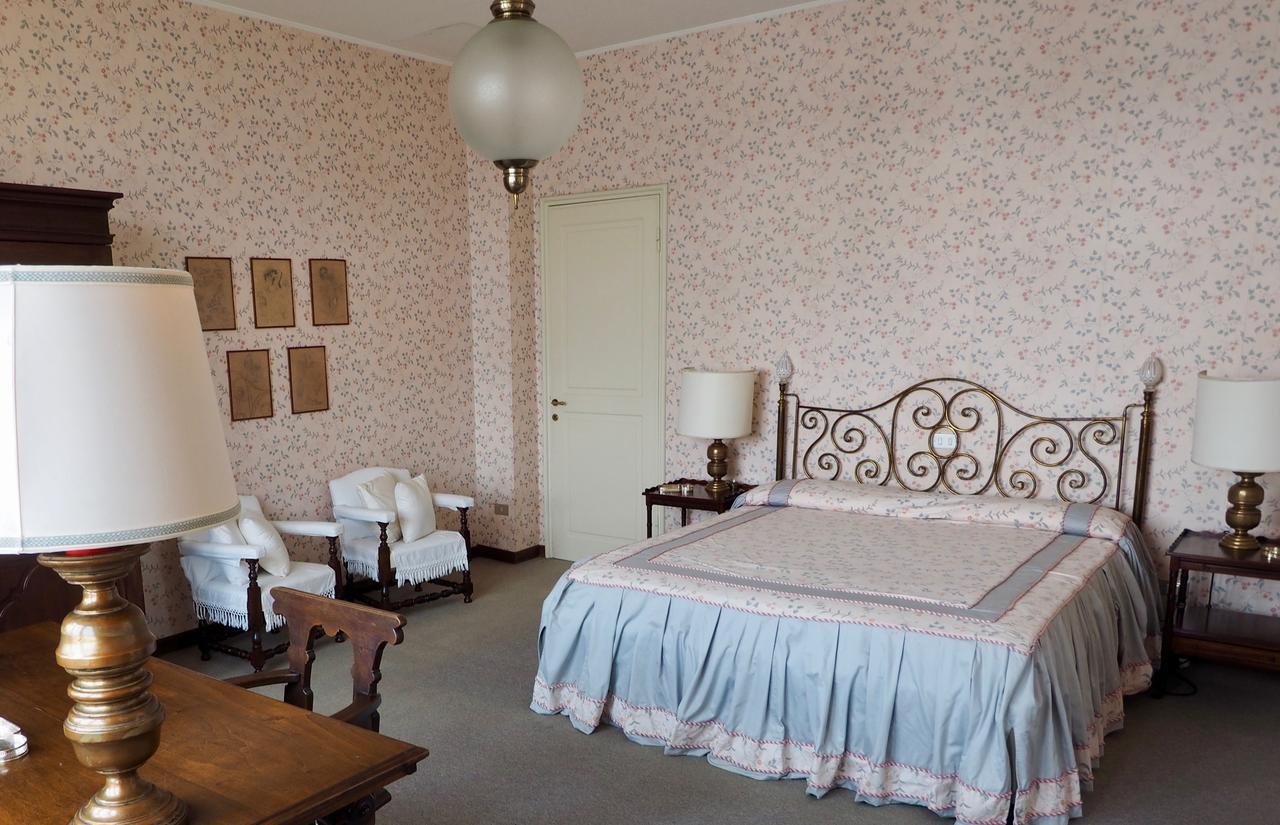 Casa Mondadori Bed & Breakfast Meina Dış mekan fotoğraf